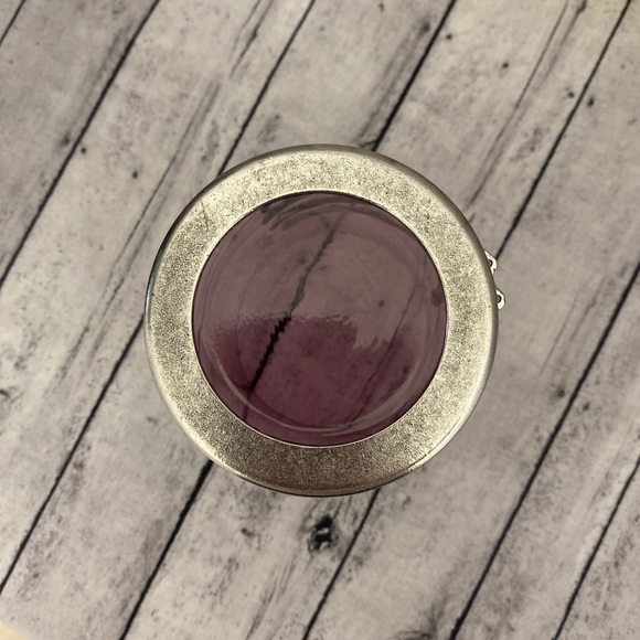 HALLOWEEN SKELETON HAND COCKTAIL GLASS - PURPLE GLASS WITH SLIVER METAL HAND! - Picture 6 of 6